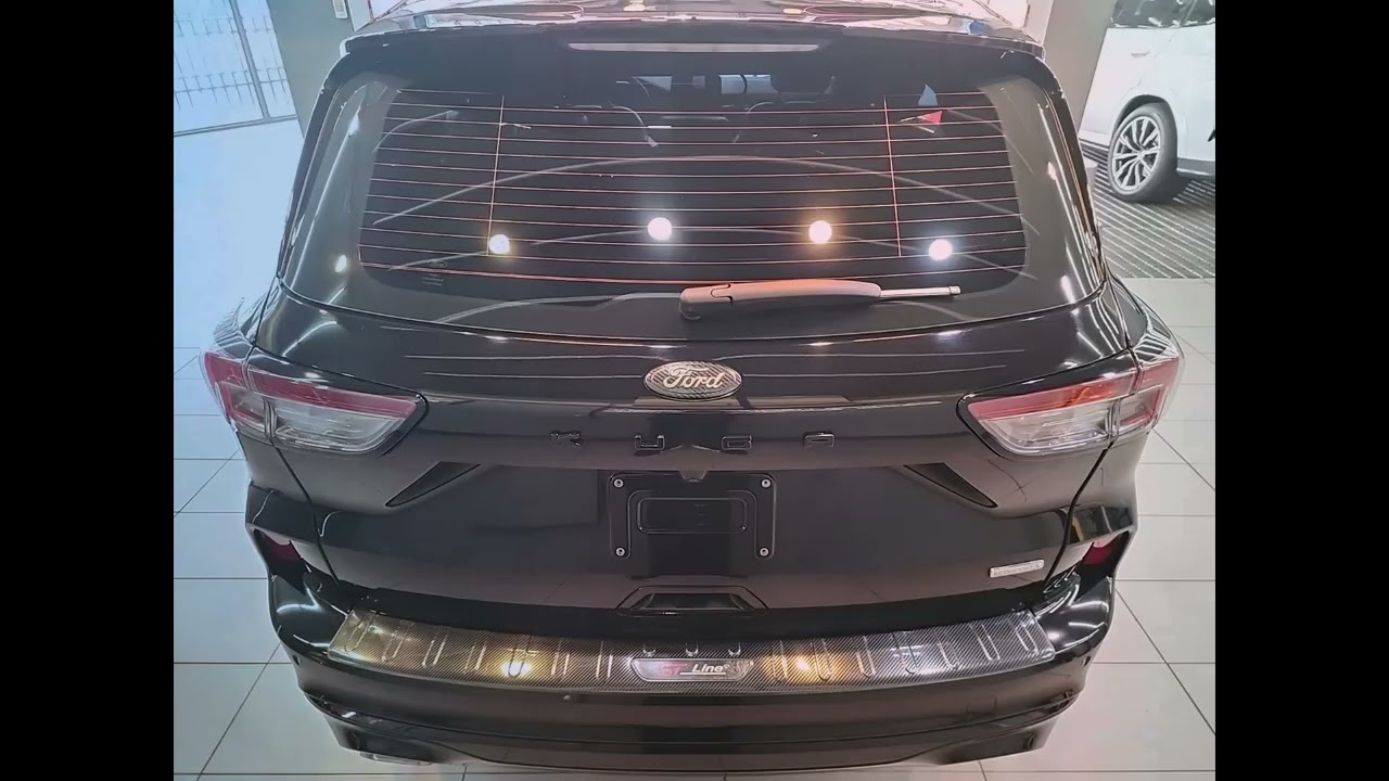 Ford Kuga 二年車~預約 全車內外超細膩度美容+**鍍膜施作**=恢復新車!!