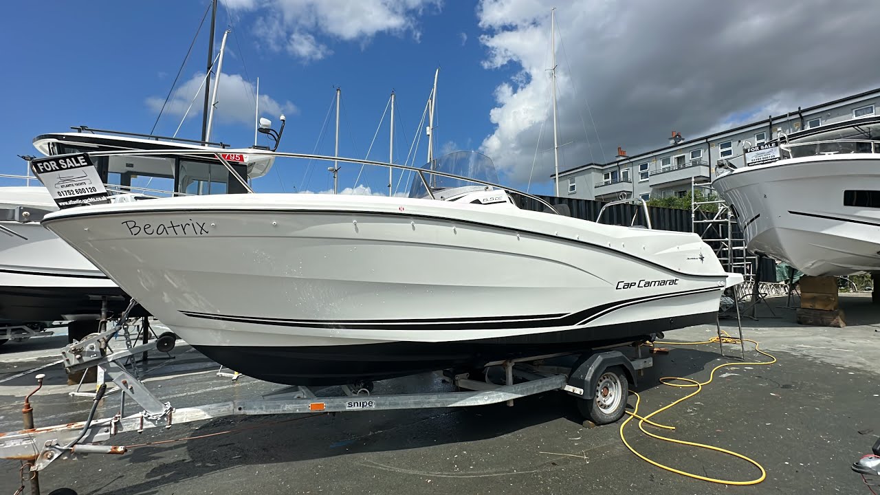 Jeanneau Cap Camarat 6.5 CC 2022 boat For sale