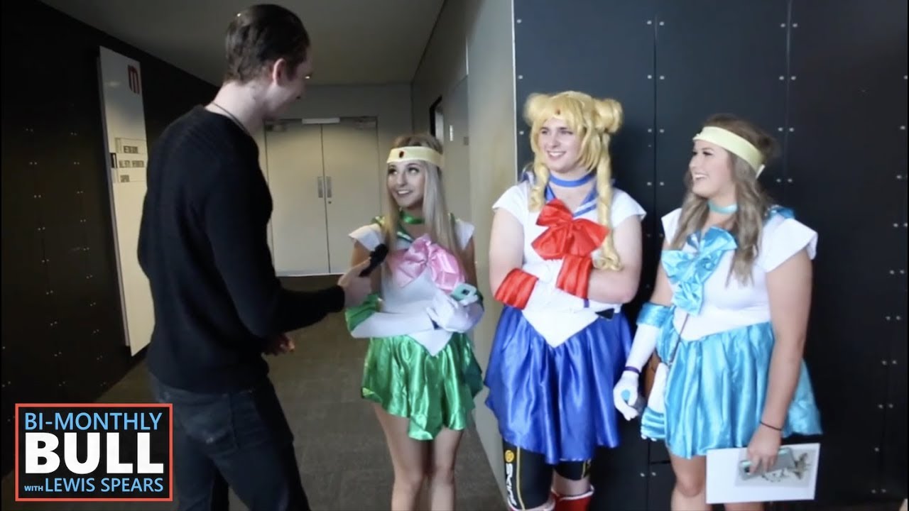 Spears VS Oz-Comic Con