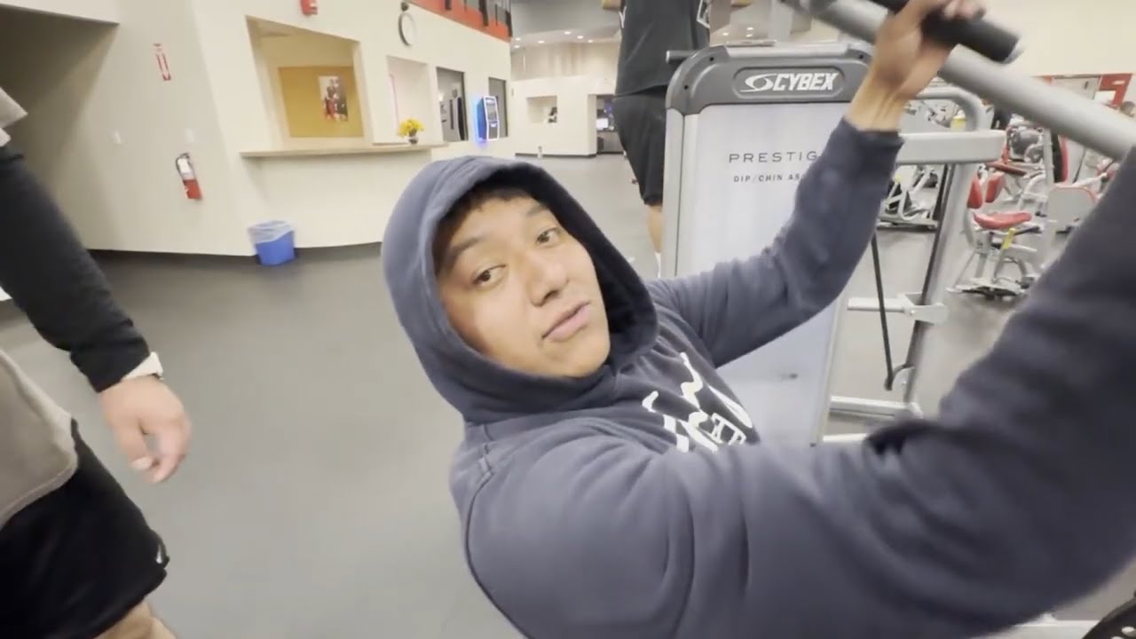 TRAINERS ASSISTANT RAN A TRAIN ON ME AT THE GYM 