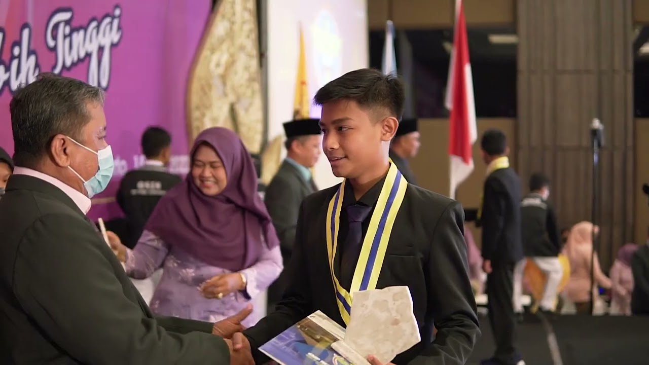 WISUDA PURNASISWA KELAS IX SMP NEGERI 1 PURWOKERTO TAHUN 2022