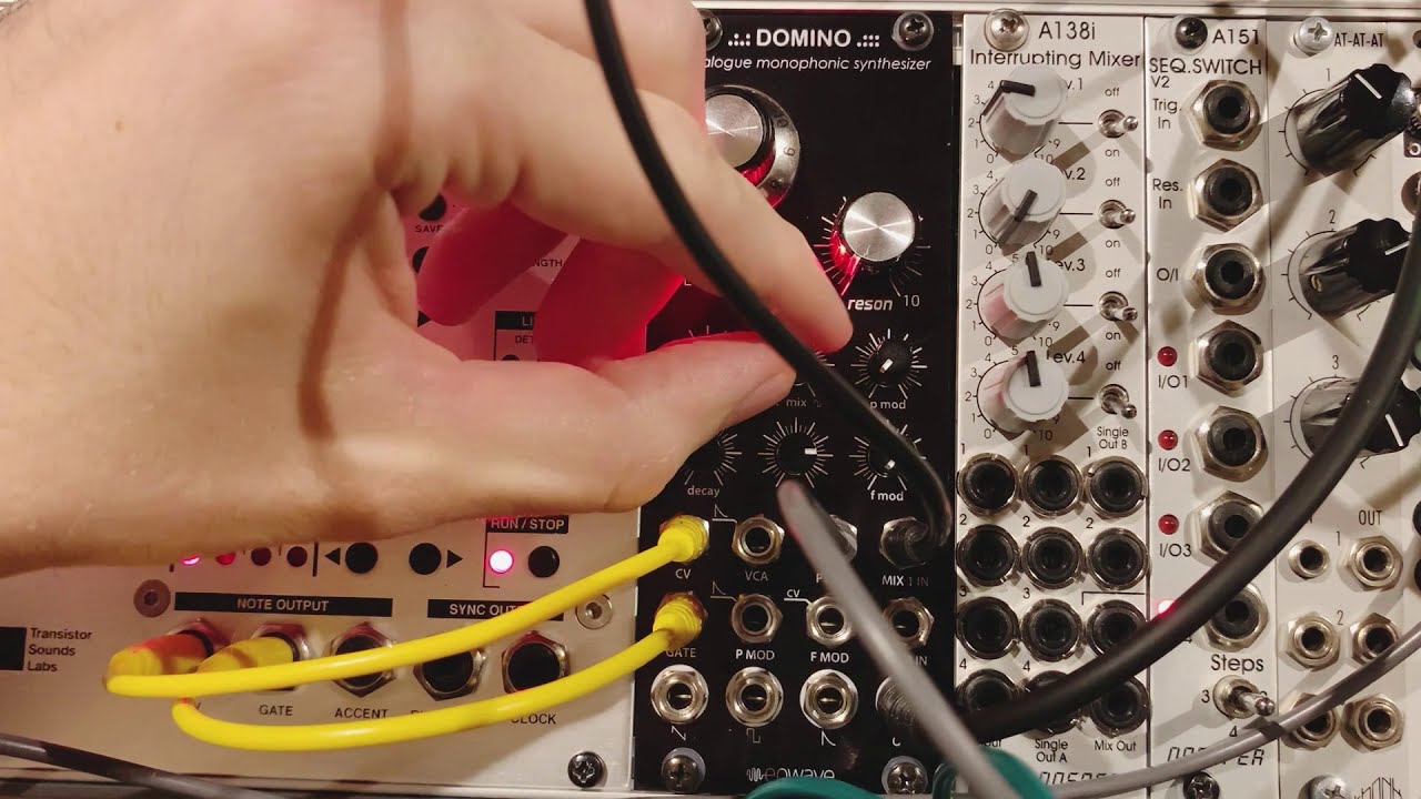 Eowave - Domino