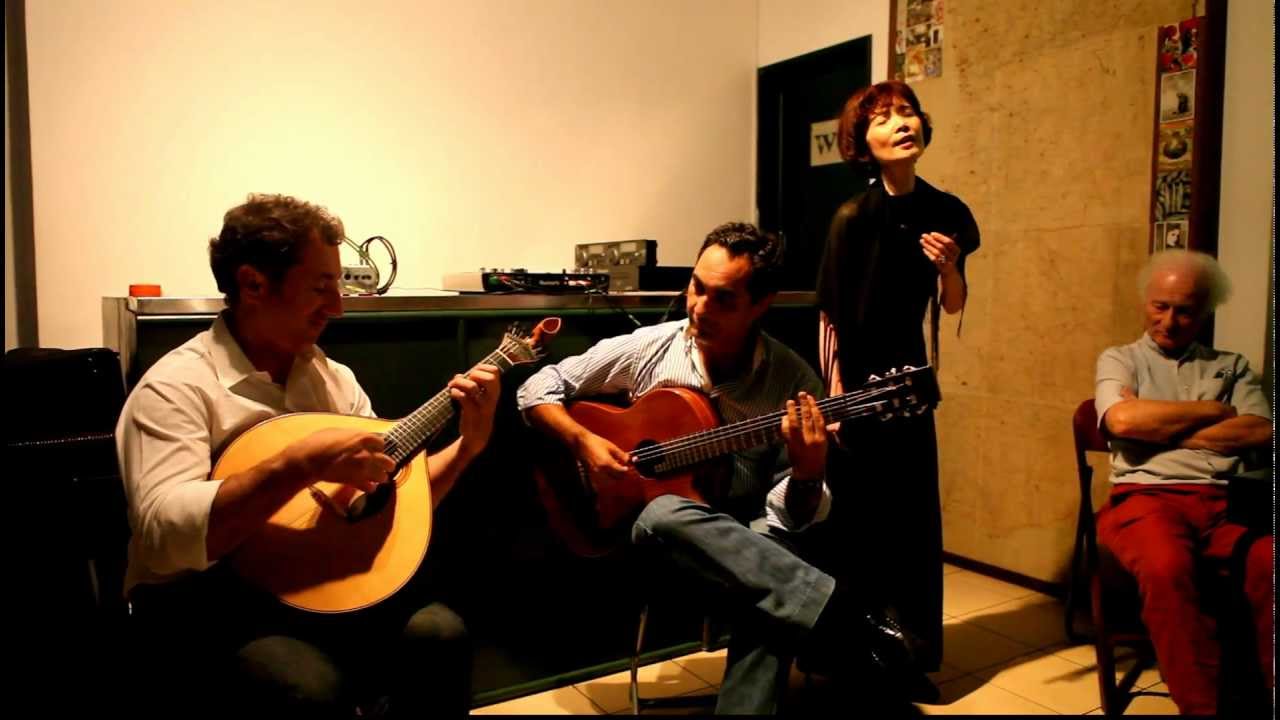 Yoko, "Fado Carriche" - "Escrevi teu nome no vento"