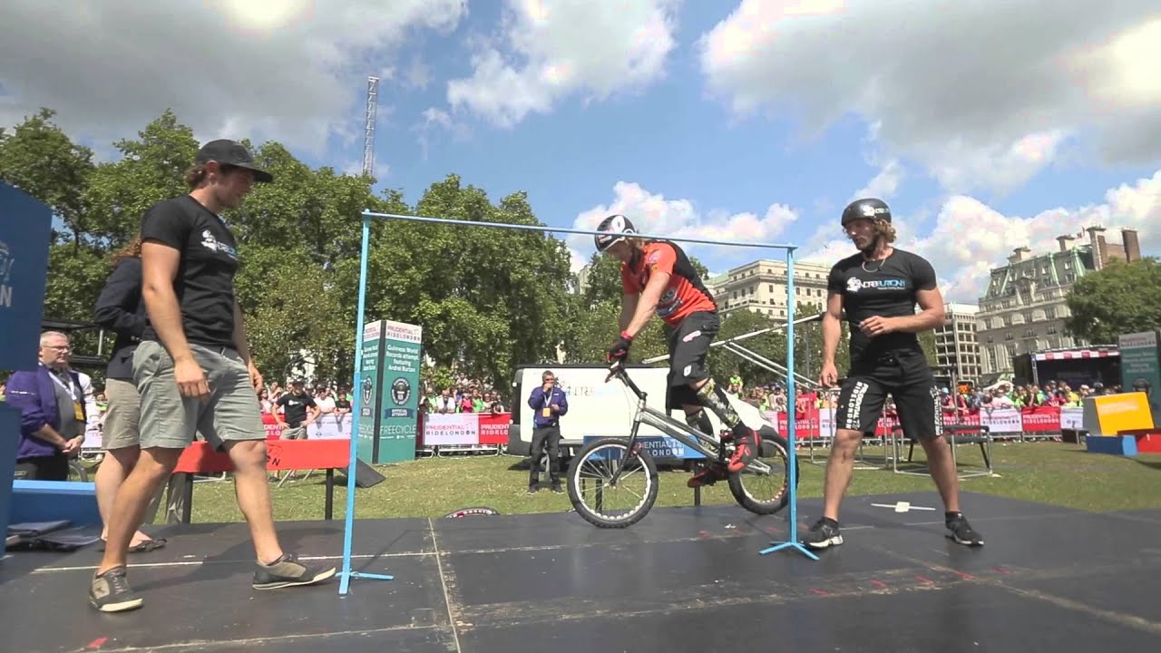 Bunny hop Guinness World Records 2014