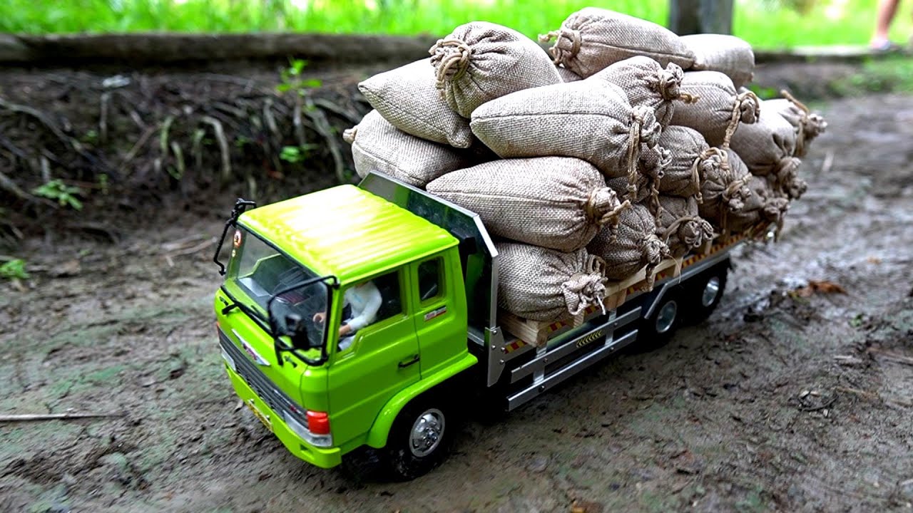 TRUK TRONTON HINO RANGER DAN FUSO BUILT UP - MINIATUR RC TRUK HANDMADE  REMOTE KONTROL