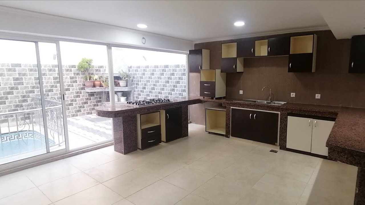 فيلا رائعة للبيع تتوفر على مسبح بفاس طريق عين الشقف 250 مليون 0636327162 villa fes maroc a vendre