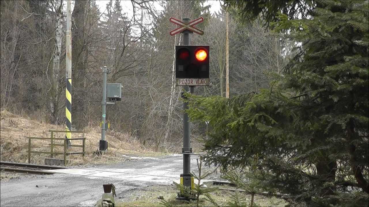 Železniční přejezd Milotice nad Opavou