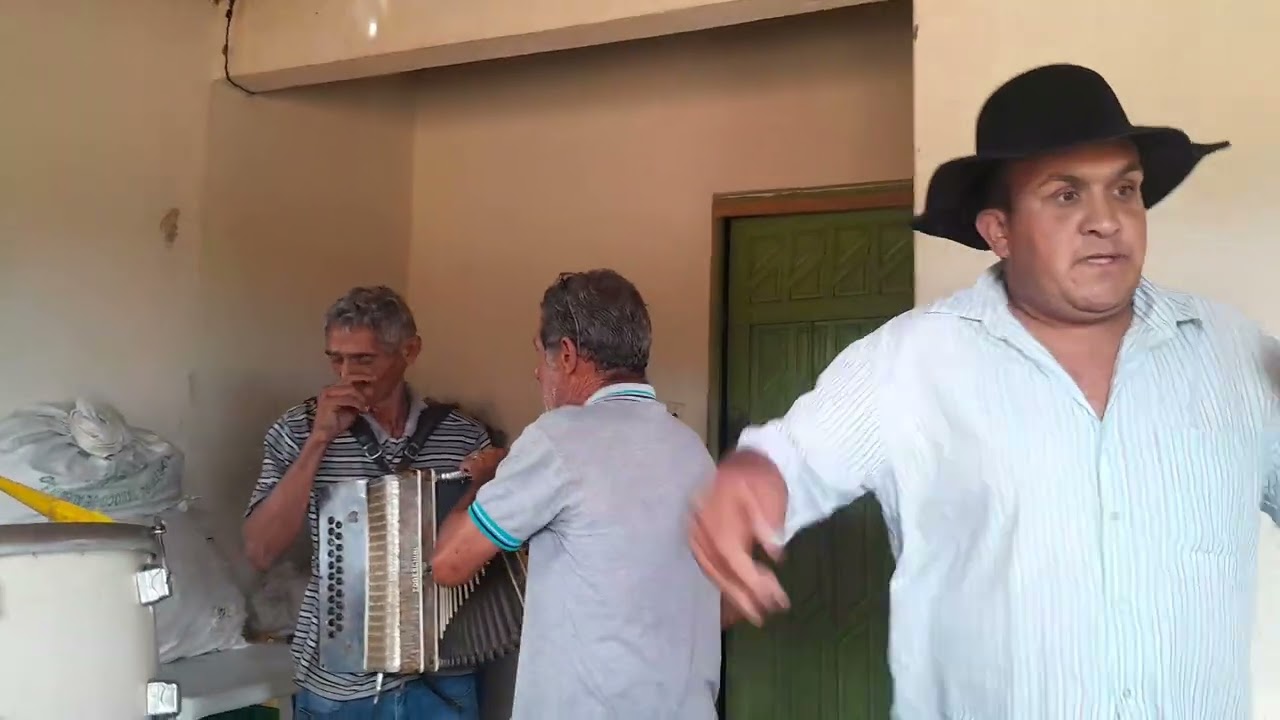 a terceira  parte  de Zé do fole  dos  8 baixos