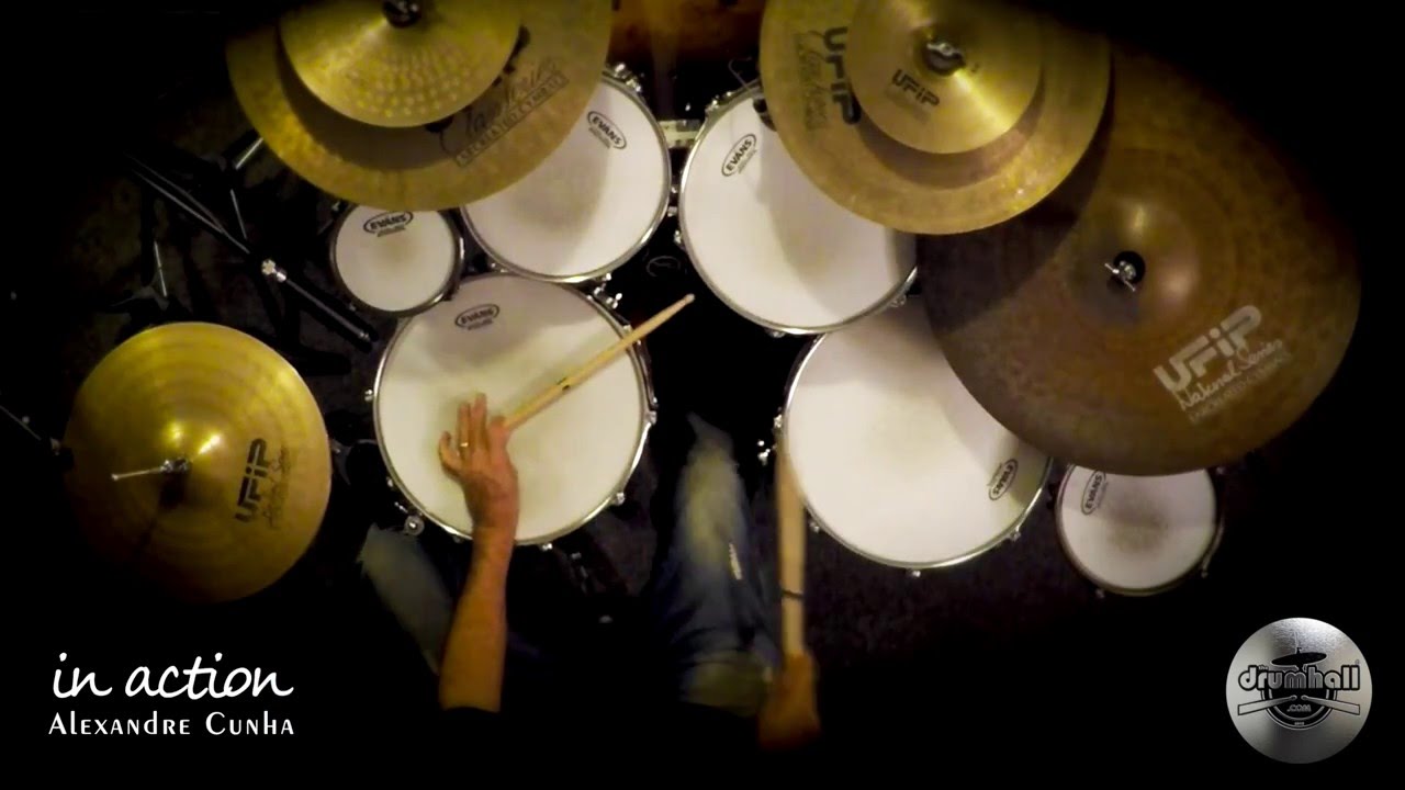 IN ACTION - Alexandre Cunha