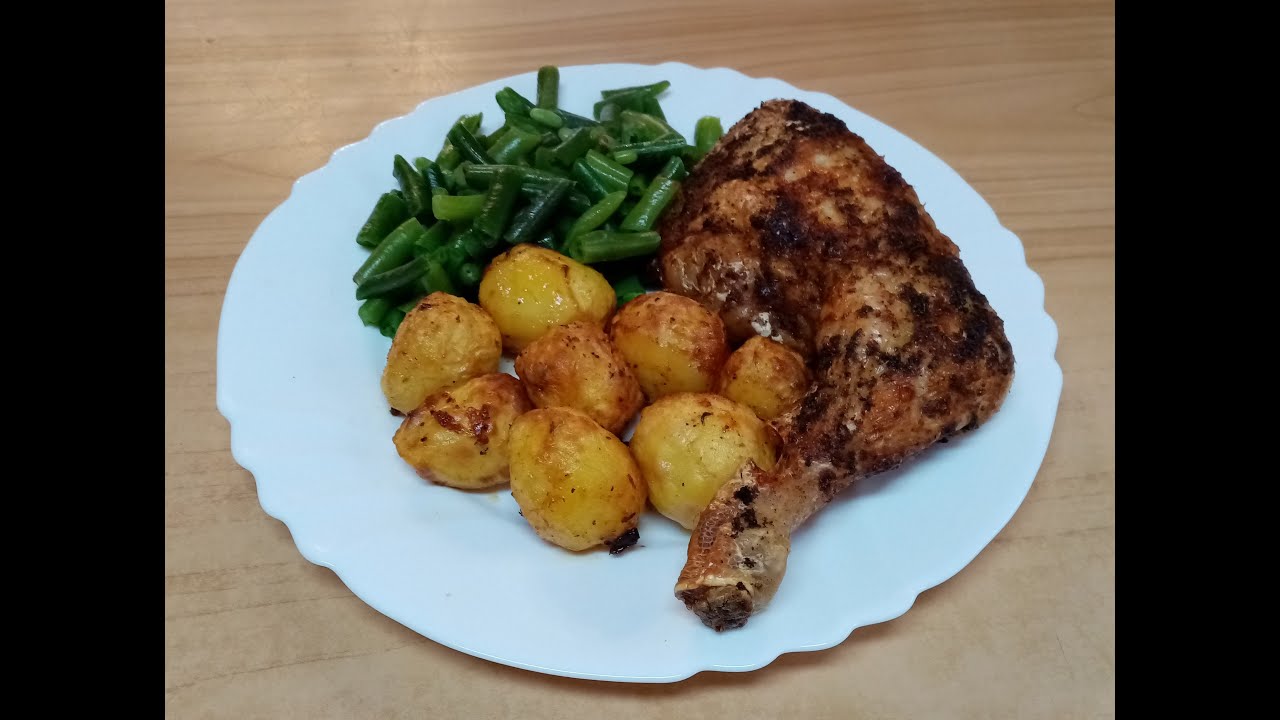 V horkovzdušné fritéze, kuře, brambor, fazolky