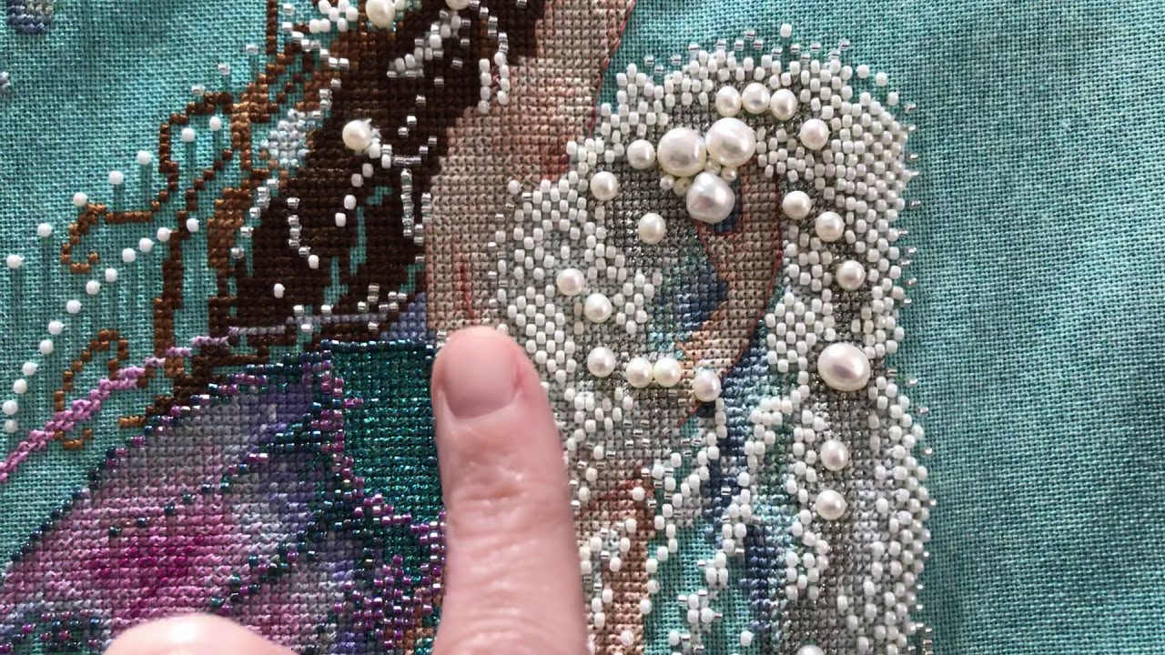 FlossTube Mirabilia Mermaid of the Pearls happy dance