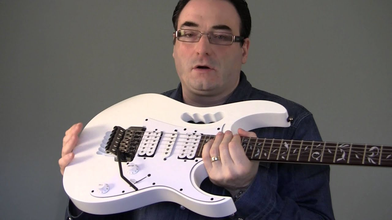 Ibanez JEM Junior. Оправдывает ли он ожидания?