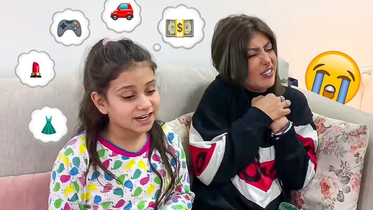 ميمي والبنات وطلباتهم اللي ماتخلص!😂😂