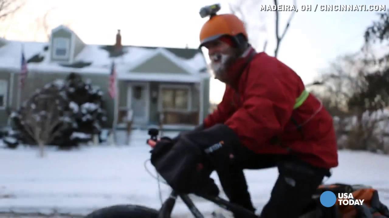 This guy's commute is so cold his eyes froze open
