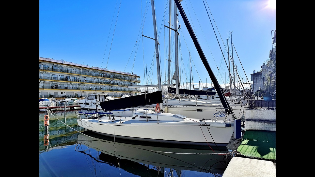 Empuriabrava - En Vente Appt vue marina, amarre 10×3.5m voilier, plage 400m