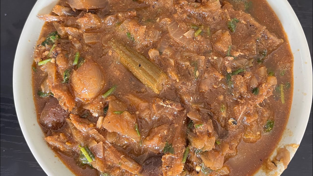 நெத்திலி கருவாட்டு குழம்பு | Nethili karuvadu kuzhambu #nethilikaruvadu #anchovies #karuvadukulambu 