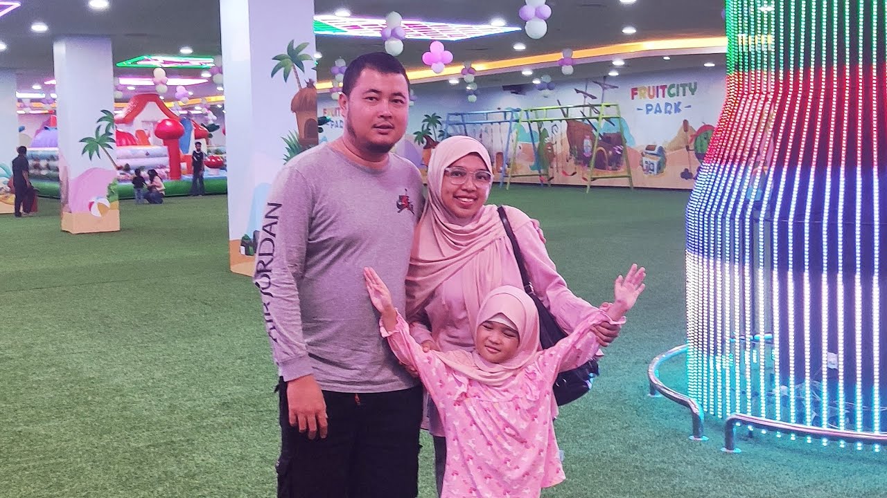 Main di Playground Baru dan Terbesar di Kota Ketapang (Fruit City Park) 🎊🎠🏩