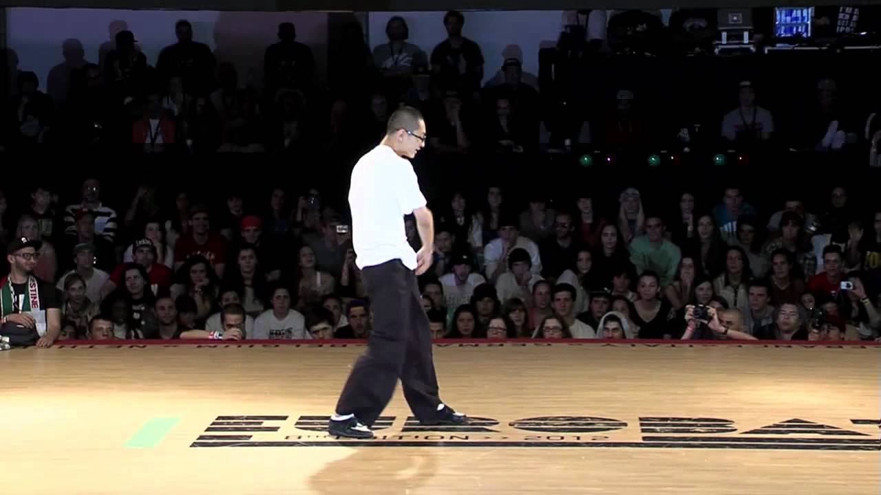 EUROBATTLE 2012 | FINAL POPPING | SÍLVIO Vs POPPIN J