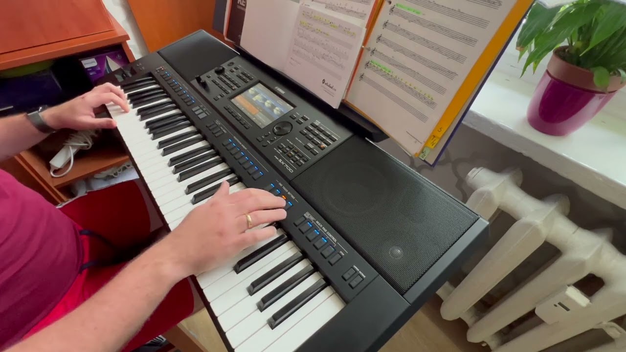 Stumblin In | Yamaha PSR SX700