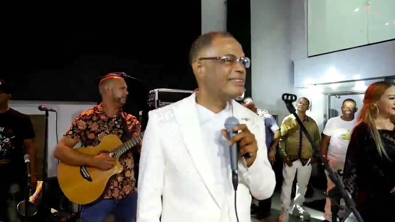 DANNY EL PAPI Y PEPE CORNIEL EN SU GIRA EN R.D VIDEO EN VVIVO