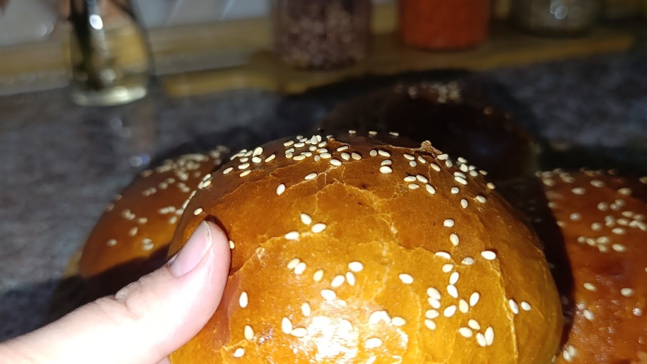 خبز برغر منزلي هش وناعم مثل المطاعم 🍔 | أسهل وصفة ناجحة 100%