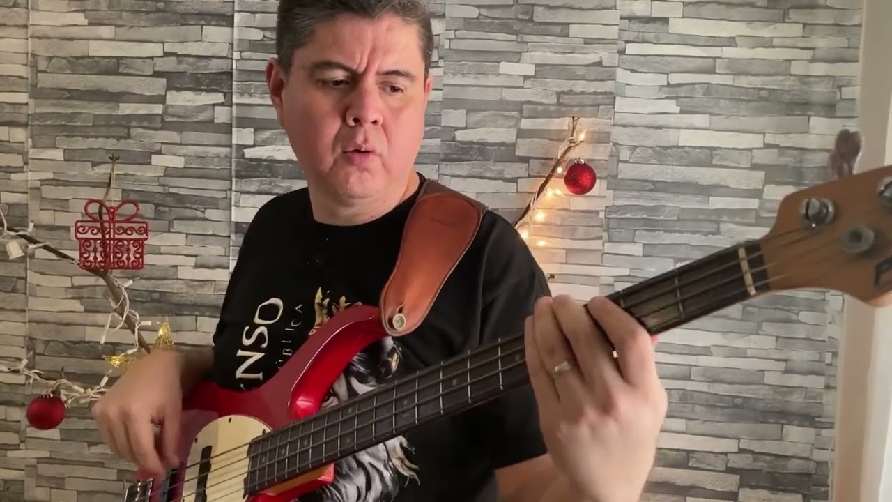 Bass cover -Os anjos te louvam- Bass Peavey 1980