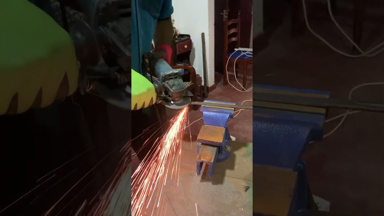 Crazy Sparks Fly When Metal Meets Grinder!