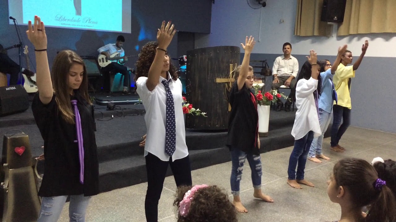 Amigo de todas as horas - Bruna Karla - Ministério de dança CCLP