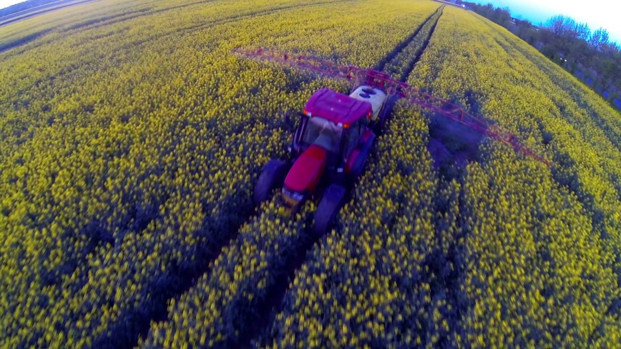 Wieczorny oprysk rzepaku 2016, Case JXU 105 & Pilmet 1618