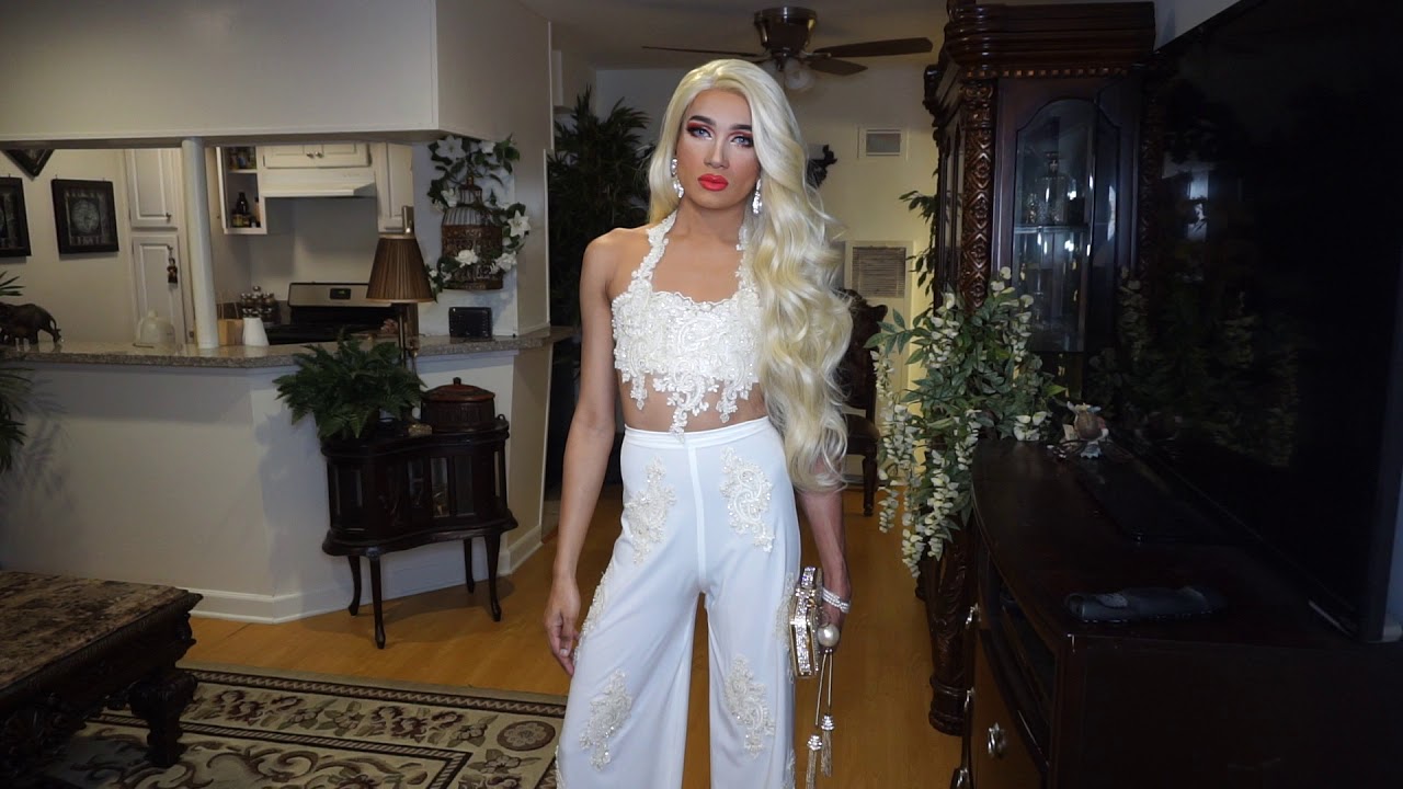 Modeling 2 new outfits that I MADE