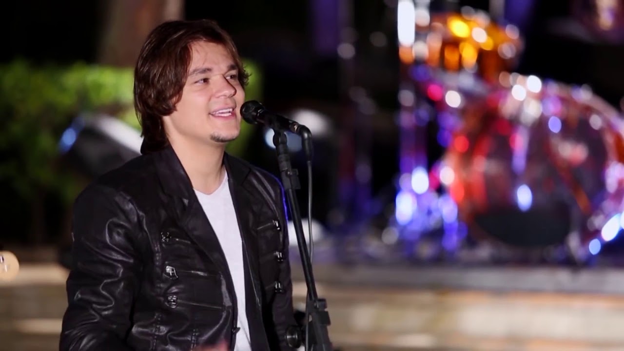 Ela n&atilde;o est&aacute; aqui / I'd love you to want - KLB