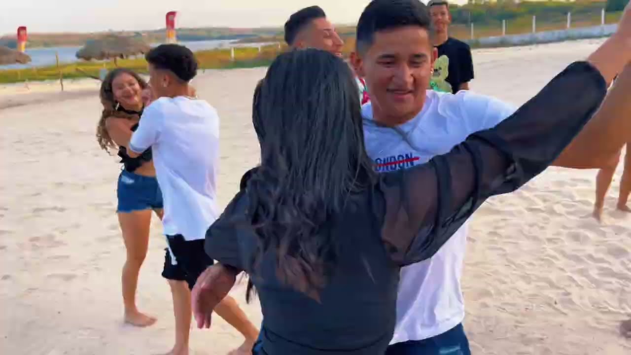 SURRA DE VARA - OS FERAS DO PIZEIRO (CLIPE OFICIAL)