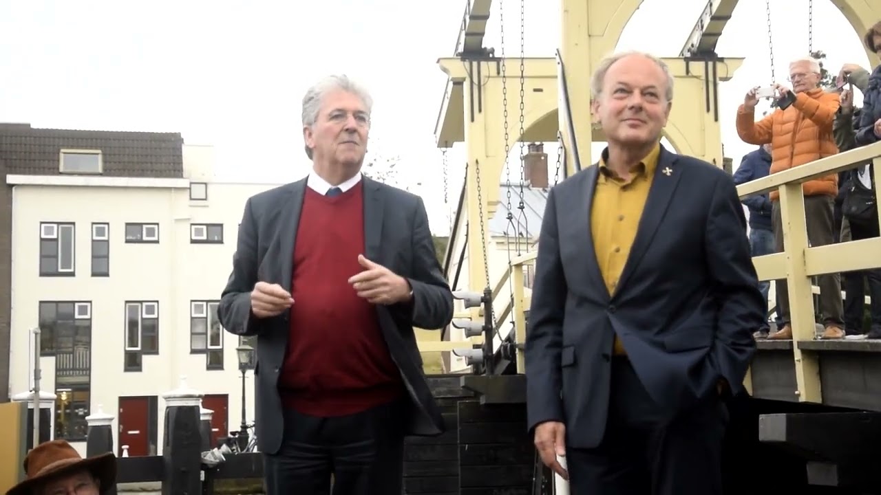 Trekschuit naar Leiden october 2021 hd 720p