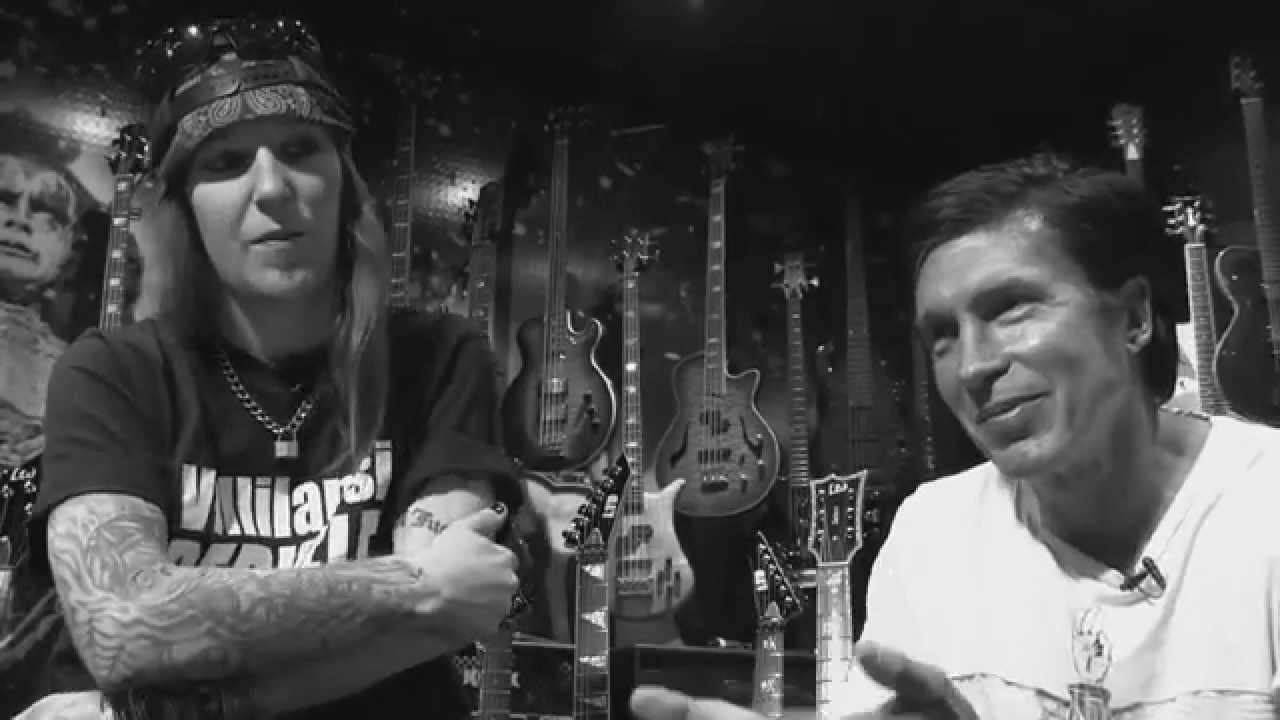 В Guitar Center: Laiho & Lynch, Guitar Heros