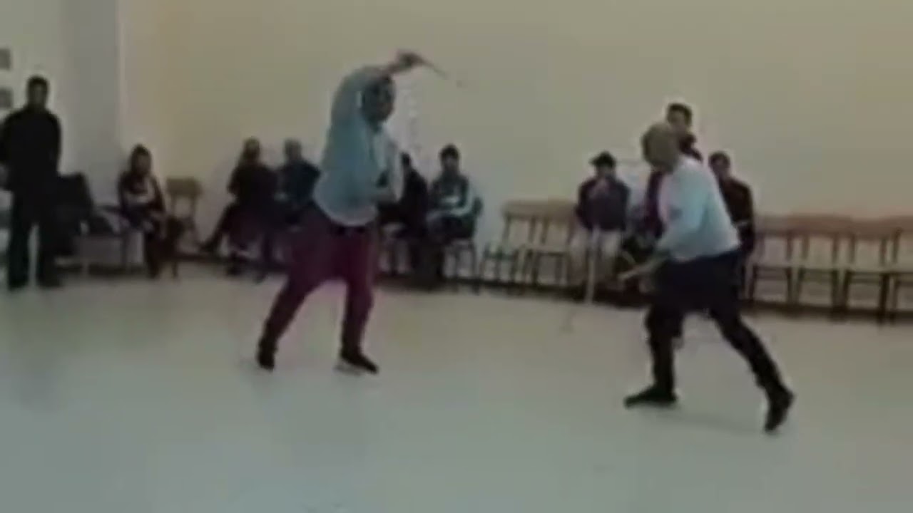 العصا التقليدية مع الشيخ عبدالقادر رمضاني ڨندوز الشيخ الفولفو حفظه الله Algérien Combat Stick Oran