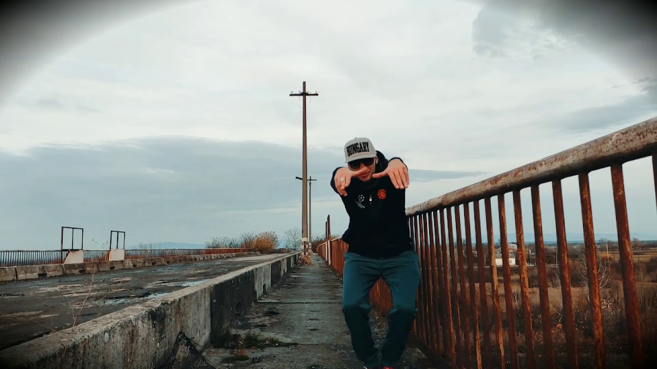 Kowi 007 - Sz&aacute;rnyalj magasan (Official HD Music Video)