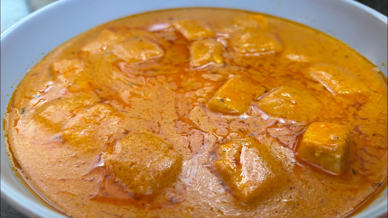 10 Minute Makhani Paneer – मखनी पनीर विद ए ट्विस्ट | Easy Creamy Paneer Recipe