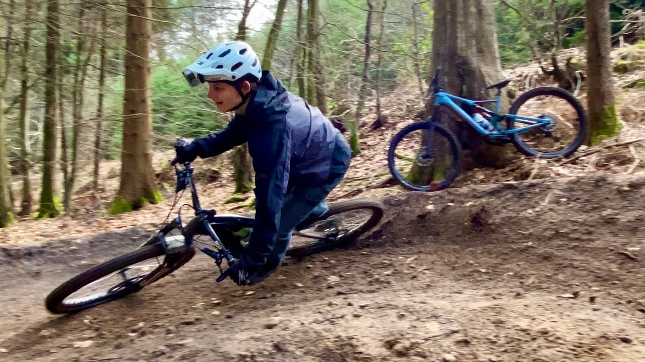 Riding the Specialized Levo SL Carbon