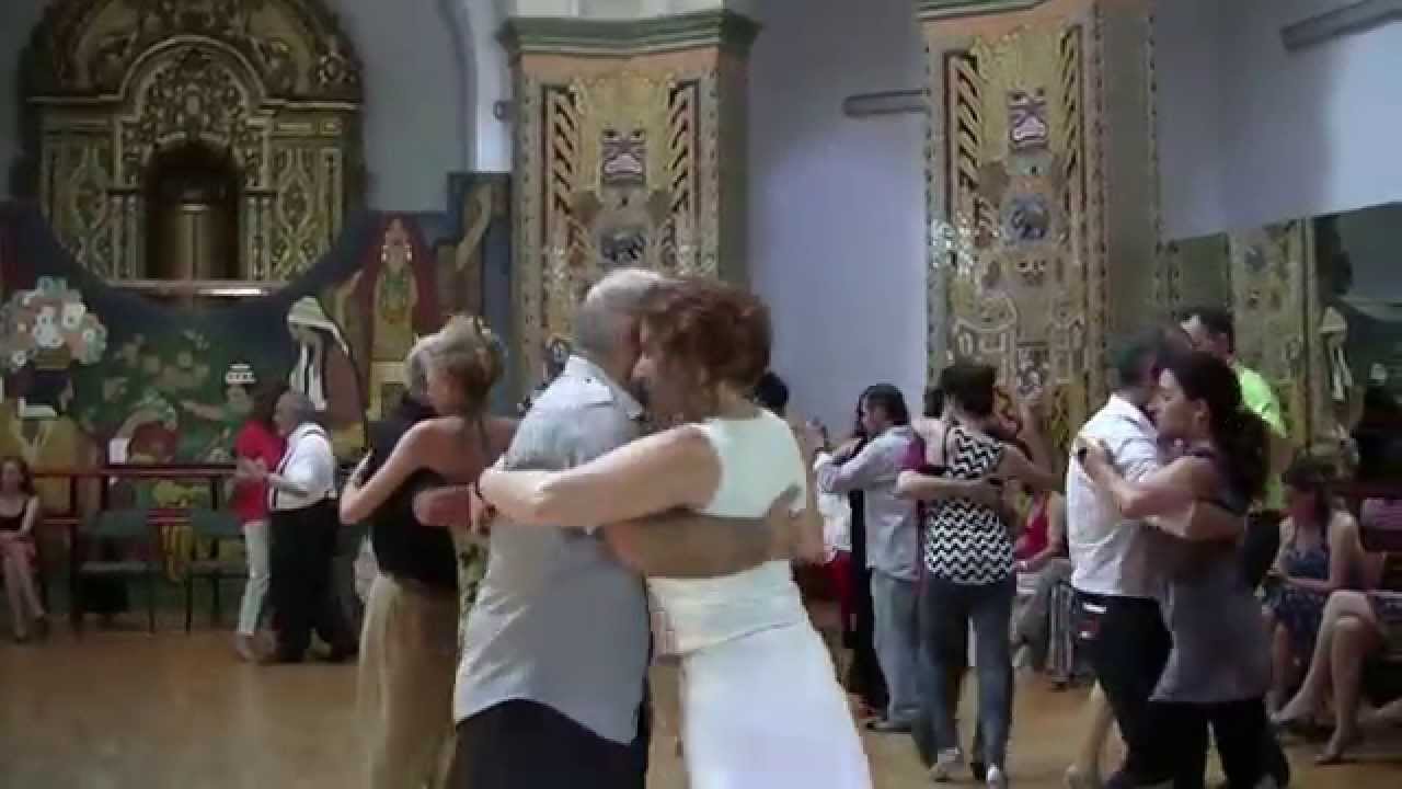 A PURO TANGO SEVILLA- MILONGA EN EL ANTIGUO PABELLÓN DE ARGENTINA