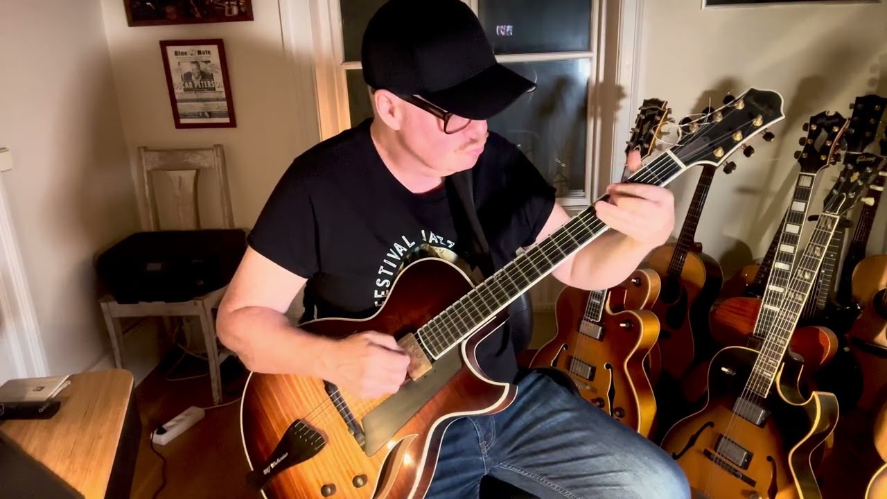 Jazz Guitar! Ulf Wakenius plays ”Misty”(Erroll Garner) for Joe Pass, Oscar Peterson, Wes Montgomery!