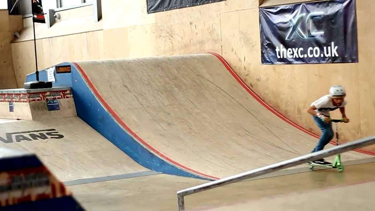 Razor Global Domination Tour 2012 - XC, Hemel Hempstead (UK)