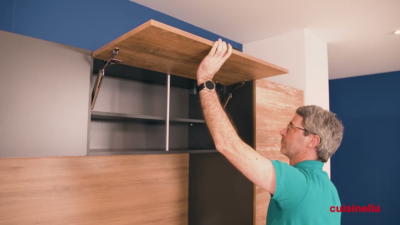 Changement de porte de meuble haut lift | Gamme Start Cuisinella