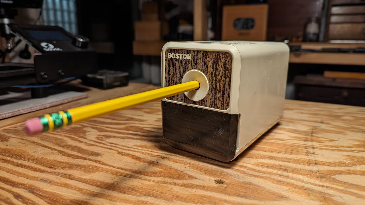 How to fix an electric pencil sharpener