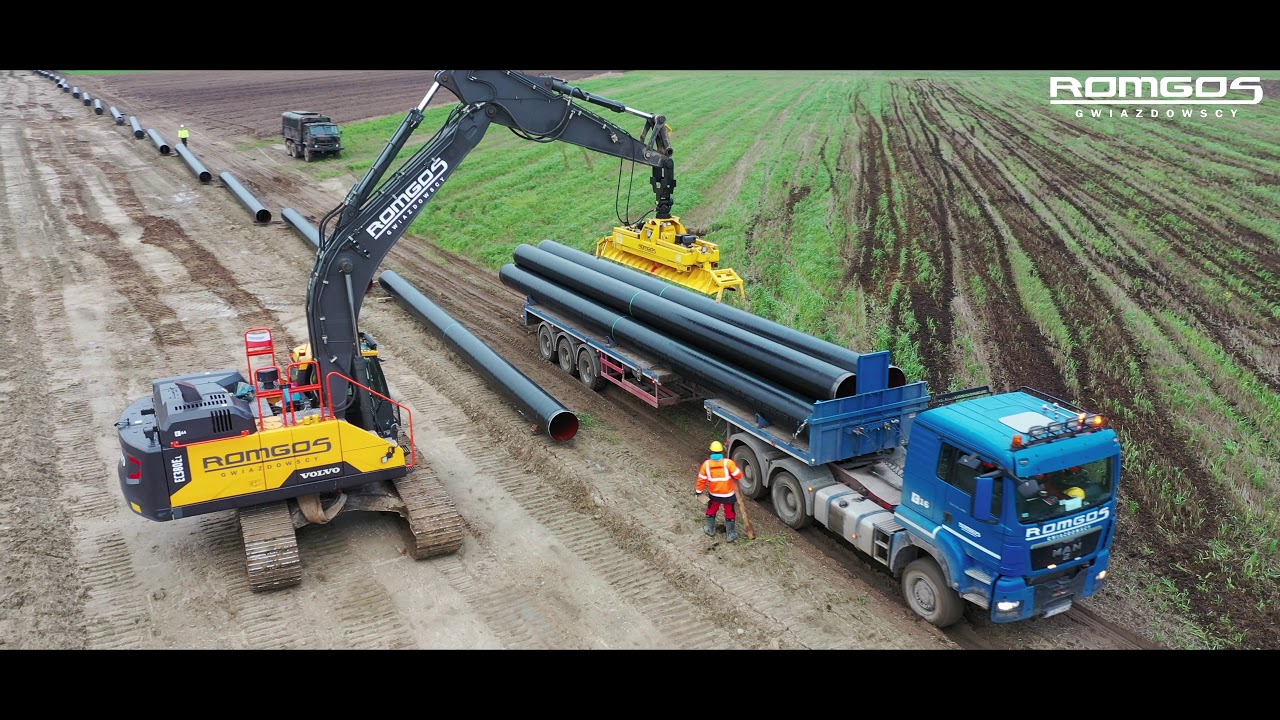 Załadunek i rozwożenie rur DN700 / loading and transporting DN700 pipes