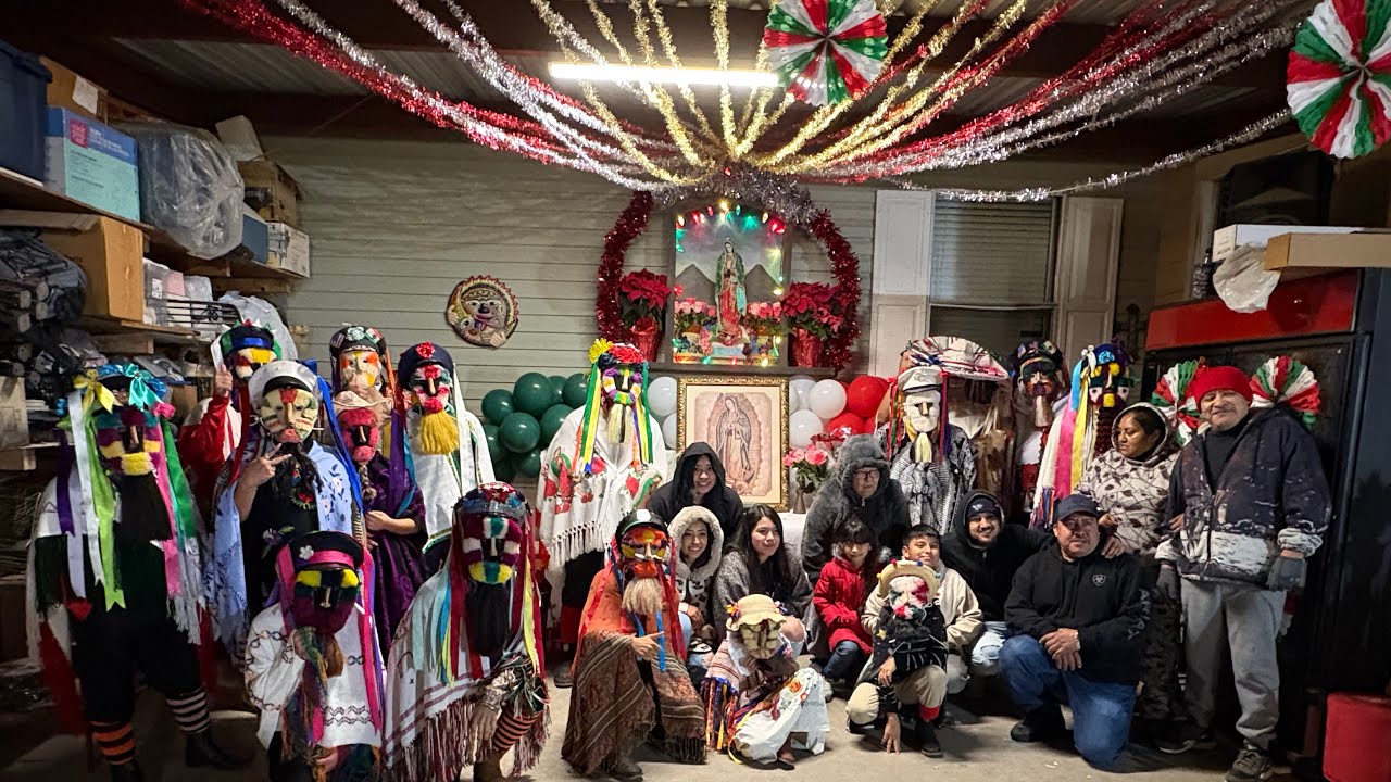 Seguimos festejando à la virgencita 