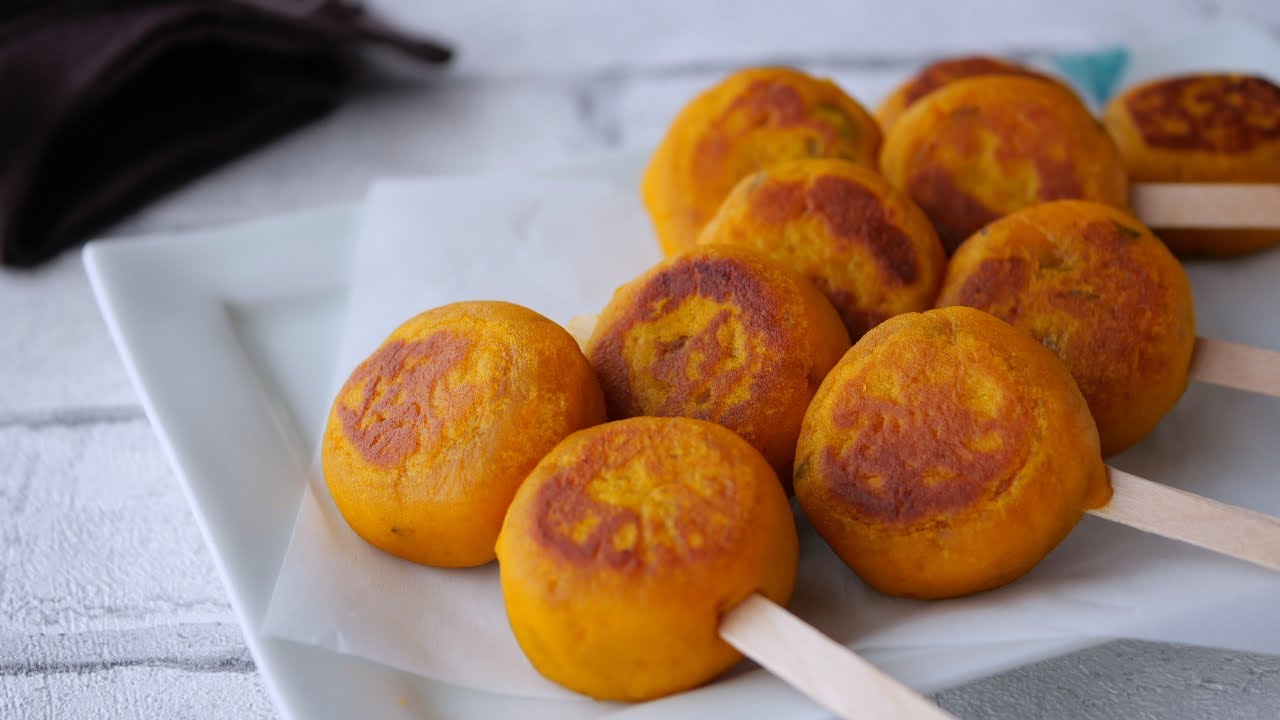 【米粉のかぼちゃ団子】もっちり♡水分多め煮物にダメなかぼちゃだって美味しく出来る! | Rice flour pumpkin dumplings