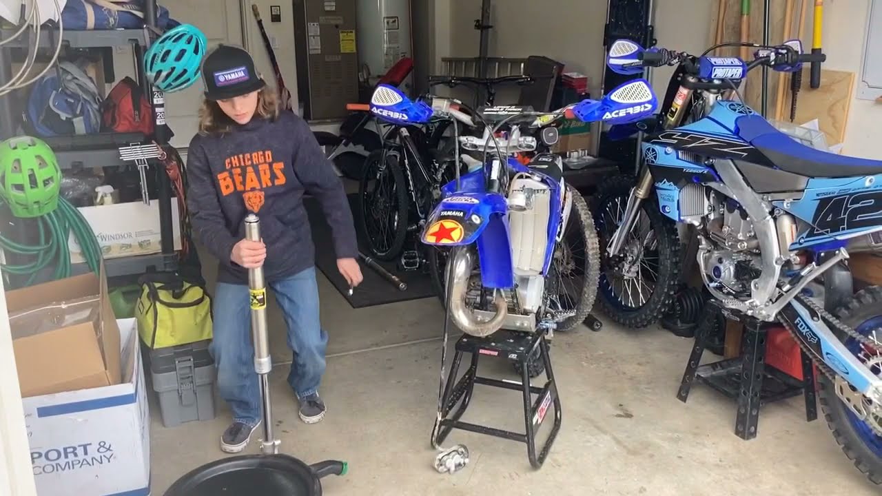 How to Change Fork Seals on a yz85