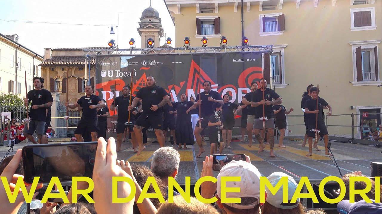 MAORI WAR DANCE IN VERONA ITALY