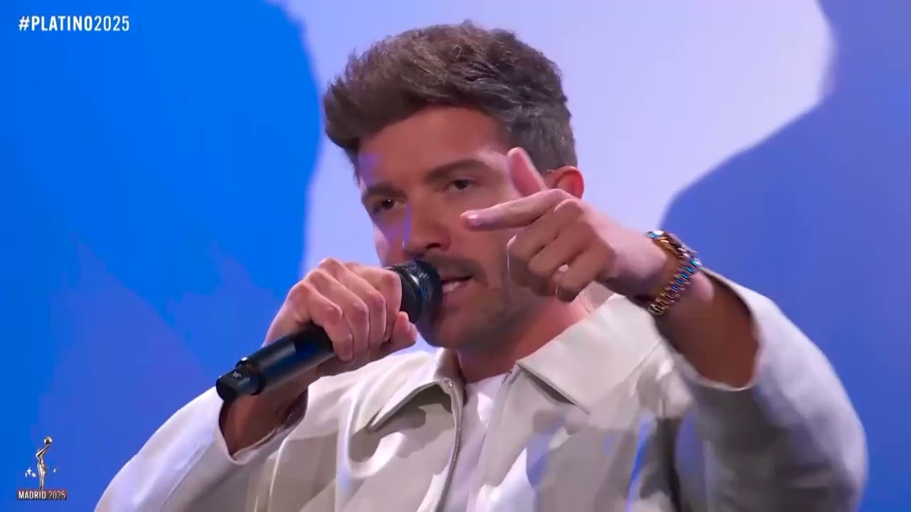 Pablo Alborán en la XII Gala de los Premios Platino