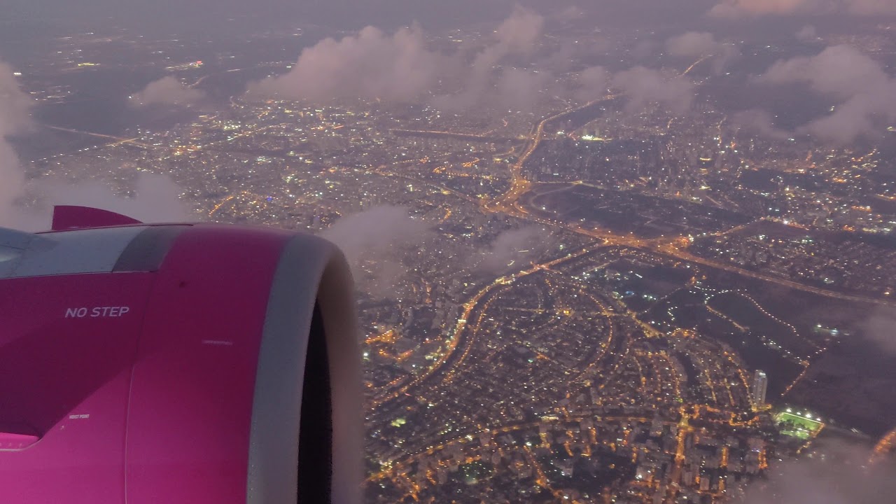 Beautiful sunset in 4K landing in tel Aviv with a brand new wizz air a321 neo